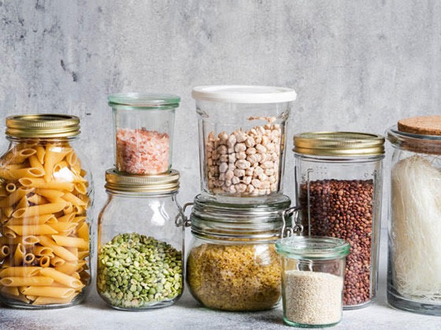 voorraadpotten pasta rijst bonen peulvruchten